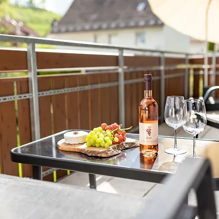 Sonnenglueck Mit Grosszuegigem Suedbalkon Lägenhet *