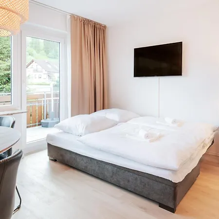 Sonnenglueck Mit Grosszuegigem Suedbalkon Lägenhet